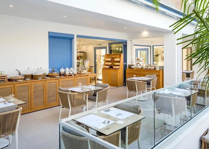 Euphoria Boutique 3*