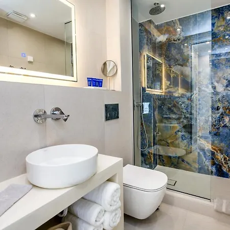 Euphoria Boutique 3*