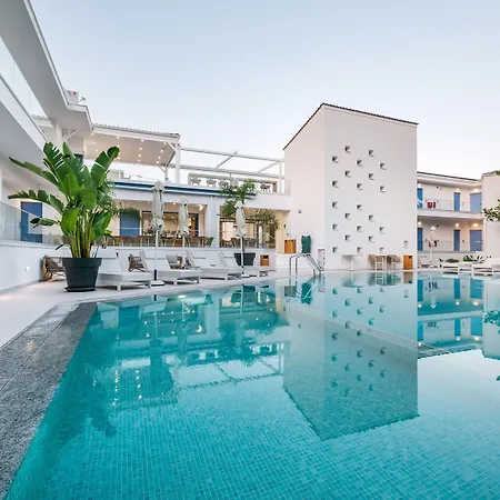 Euphoria Boutique 3* クリッシ・アモウディア