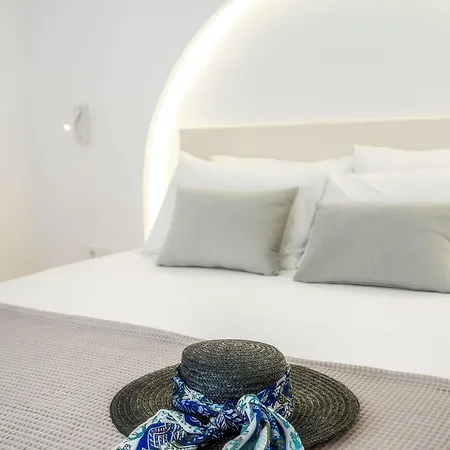 Euphoria Boutique Хотел Криси Амудия
